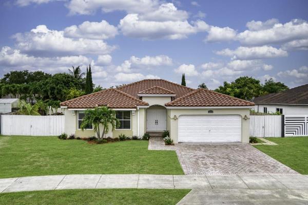 Laguna Ponds, 16330 SW 144th Ave, Richmond West, Florida 33177, image 1
