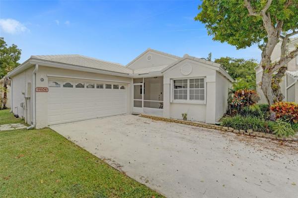 Jacaranda Pointe, 9604 NW 8th Cir, Plantation, Florida 33324, image 1