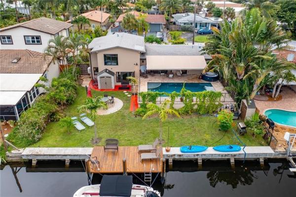 Middle River Manor, 2408 NE 17th Ter, Wilton Manors, Florida 33305, image 1