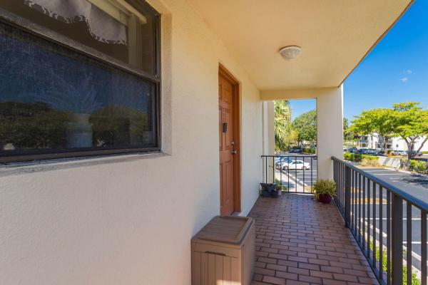 Raintree Forest, 301 N Pine Island Rd #217, Plantation, Florida 33324, image 1