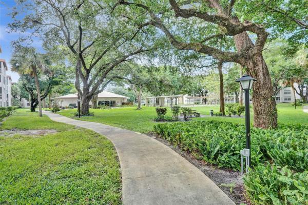 Cypress Chase, 2650 NW 49th Ave #423, Lauderdale Lakes, Florida 33313, image 1