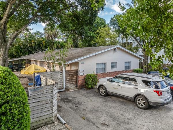 Waverly Place, 923 W Las Olas Blvd, Fort Lauderdale, Florida 33312, image 1