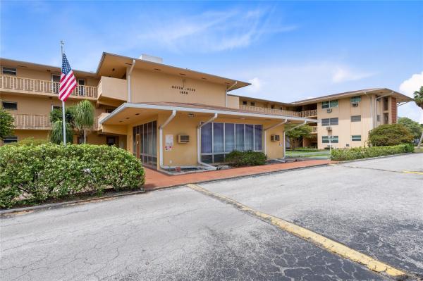 Haven House, 1050 E Sample Rd #206, Pompano Beach, Florida 33064, image 1