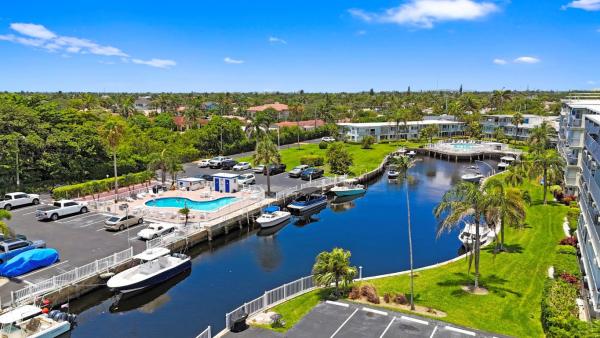 Massachusetts, 1536 SE 15th Ct #507, Deerfield Beach, Florida 33441, image 2