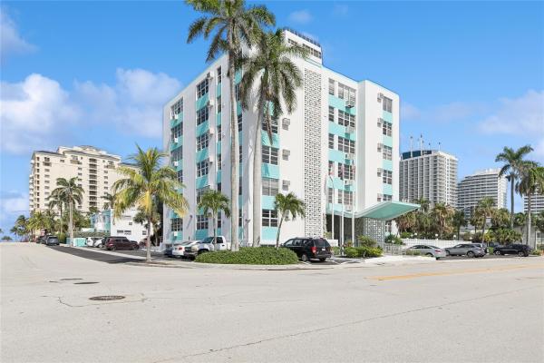 Birch House, 600 N Birch Rd #203H, Fort Lauderdale, Florida 33304, image 1