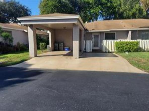 Camelot Village, 6699 Moonlit Dr, Delray Beach, Florida 33446, image 1