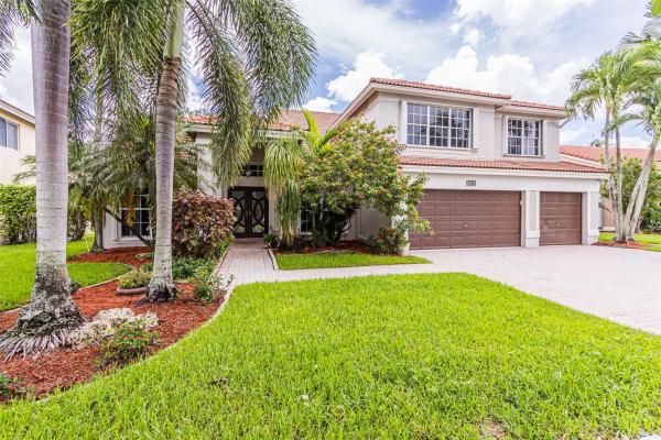 Chapel Trail Estates, 1201 NW 193rd Ave, Pembroke Pines, Florida 33029, image 1