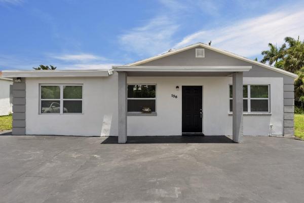 Lakeview Park, 138 E 22nd Ct, Riviera Beach, Florida 33404, image 1
