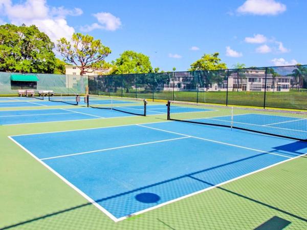 4018 Newport G, Deerfield Beach, Florida 33442, image 2