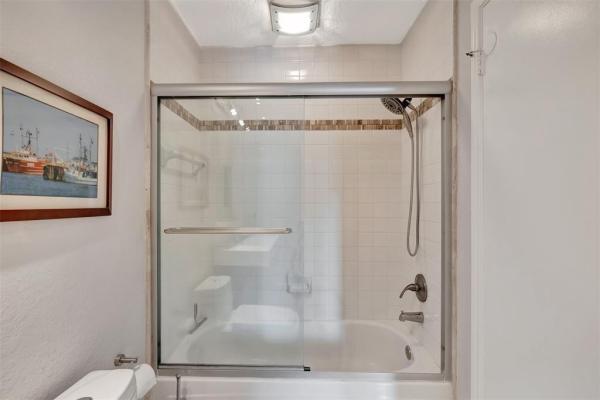 Sailboat Pointe, 2445 NW 33rd St #1412, Oakland Park, Florida 33309, image 1