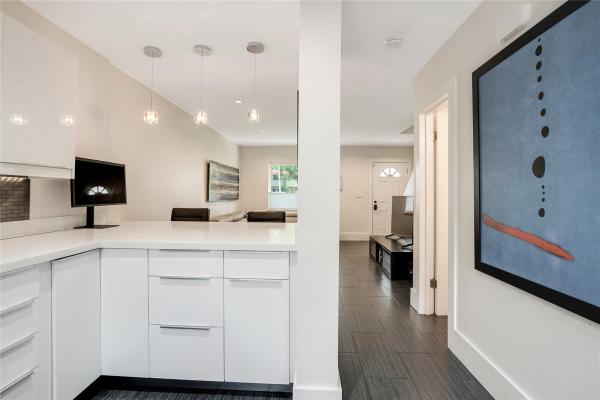 Manor Grove Village, 19 NE 20th Ct #4A, Wilton Manors, Florida 33305, image 2