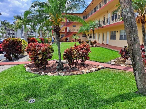Buckingham, 5050 Bayview Dr #6, Fort Lauderdale, Florida 33308, image 1