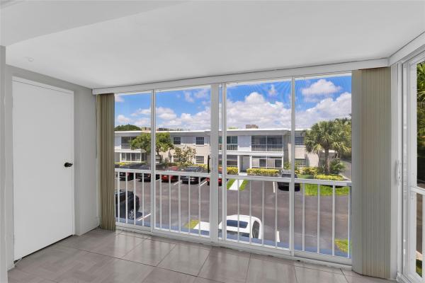 Bay Colony Club, 6521 Bay Club Dr #6521-3, Fort Lauderdale, Florida 33308, image 1