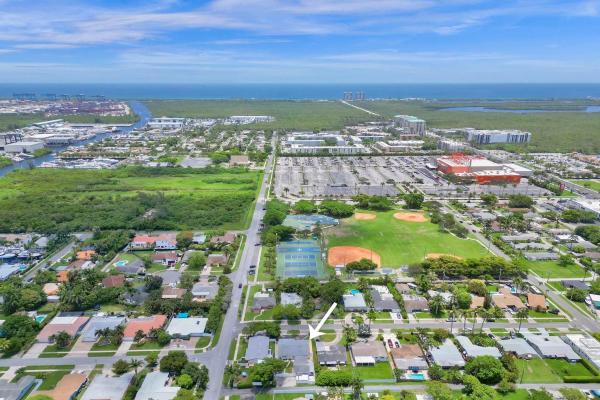 Spar-Rich, 133 NE 2nd Ave, Dania Beach, Florida 33004, image 1