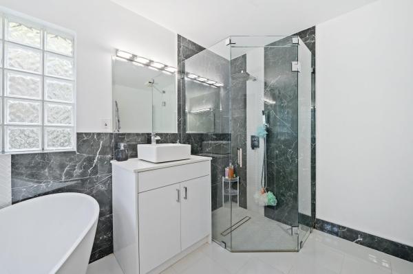 Bermuda Cove, 5692 NW 41st Ave, Coconut Creek, Florida 33073, image 2