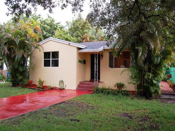 South Hollywood, 2746 Washington St, Hollywood, Florida 33020, image 1