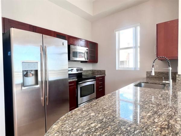 Downtown Dadeland, 7280 SW 89th St #D705, Kendall, Florida 33156, image 2
