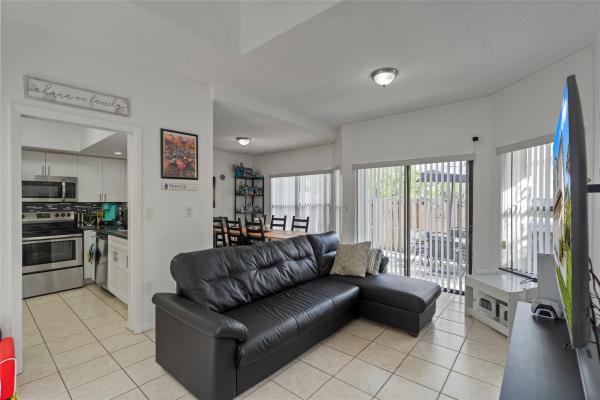 The Park At Tanglewood Lakes, 9561 SW 1st Ct, Pembroke Pines, Florida 33025, image 3