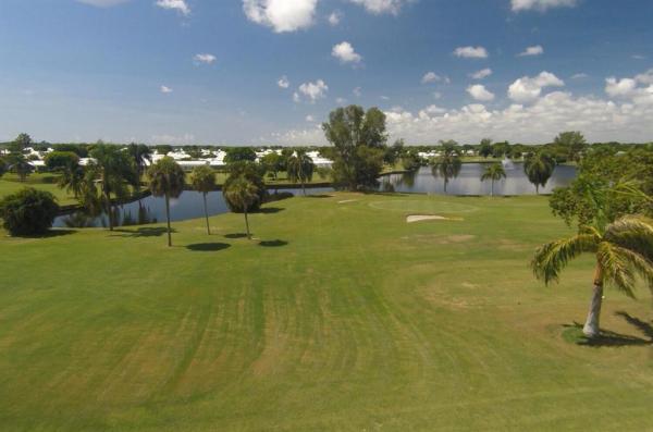 Leisureville Golf View North, 300 SW Golfview Ter #131, Boynton Beach, Florida 33426, image 1