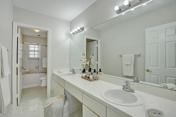 The Landings At Pembroke Isles, 17030 NW 22nd St, Pembroke Pines, Florida 33028, image 2
