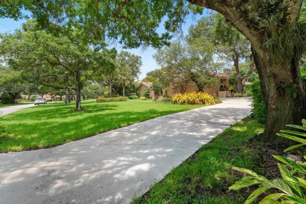 Cypress Head, 7801 S Woodridge Dr, Parkland, Florida 33067, image 1