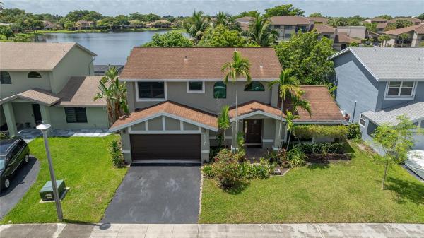 Isles Of Welleby, 9620 NW 41st St, Sunrise, Florida 33351, image 1