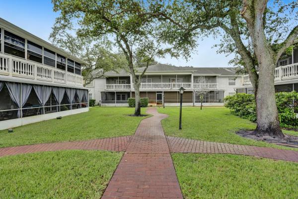 Oak Paths, 7554 Stirling Rd #102, Davie, Florida 33024, image 1