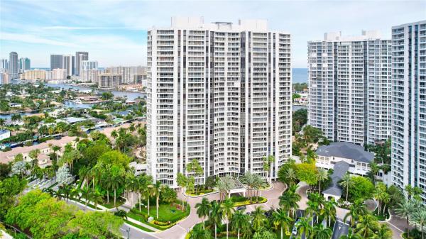 North Tower At The Point, 21205 Yacht Club Dr #505, Aventura, Florida 33180, image 1