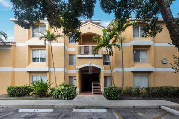 Sailboat Pointe, 2627 NW 33rd St #2213, Oakland Park, Florida 33309, image 1