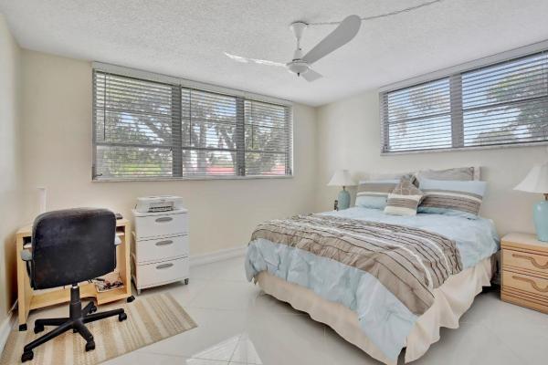 Hollybrook Golf & Tennis Club, 8930 S Hollybrook Blvd #201, Pembroke Pines, Florida 33025, image 1