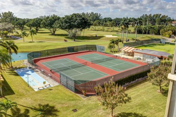 Hollybrook Golf & Tennis Club, 8930 S Hollybrook Blvd #201, Pembroke Pines, Florida 33025, image 2