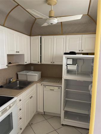 Cromwell East, 1777 SE 15th St #207, Fort Lauderdale, Florida 33316, image 1