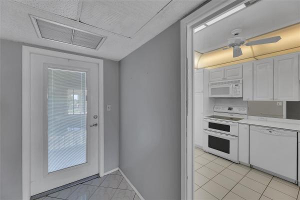 Palm Aire At Coral Key, 3150 NE 48th Ct #303, Hillsboro Beach, Florida 33064, image 1