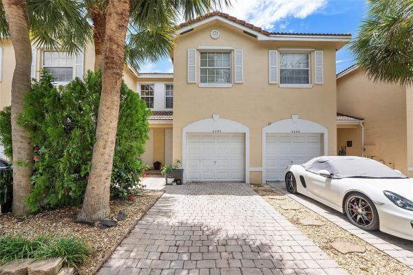 University Landings, 6383 Landings Way #6383, Tamarac, Florida 33321, image 1