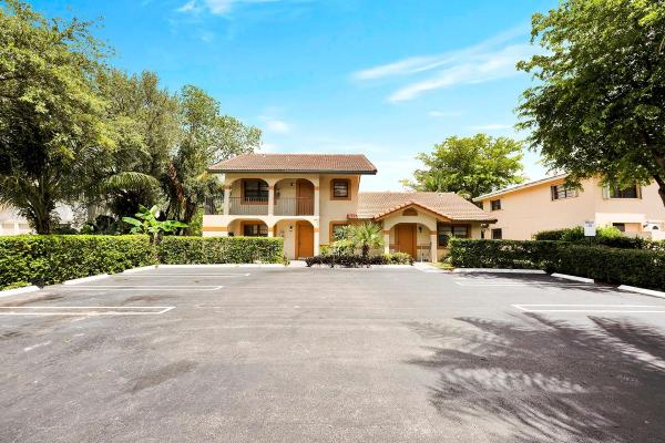 Highgate Townhomes, 11663 NW 45th St, Coral Springs, Florida 33065, image 1