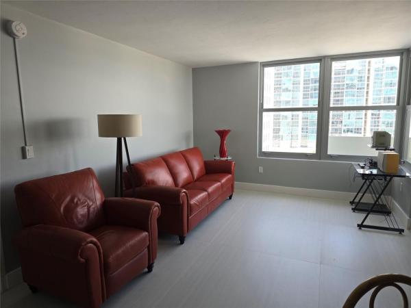 Triton Tower, 2899 Collins Ave #824, Miami Beach, Florida 33140, image 2