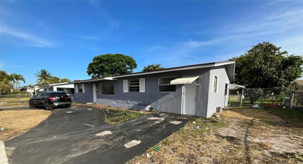 Palm Lake, 2870 NW 19th St, Fort Lauderdale, Florida 33311, image 1