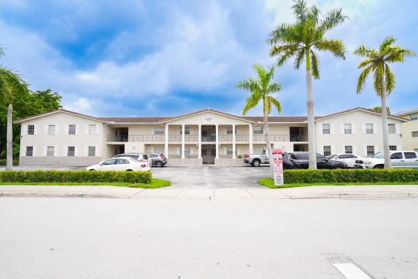 Wellington Manor, 8901 NW 38th Dr #103, Coral Springs, Florida 33065, image 1