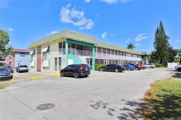 Kings Way, 2905 Pierce St #10, Hollywood, Florida 33020, image 1