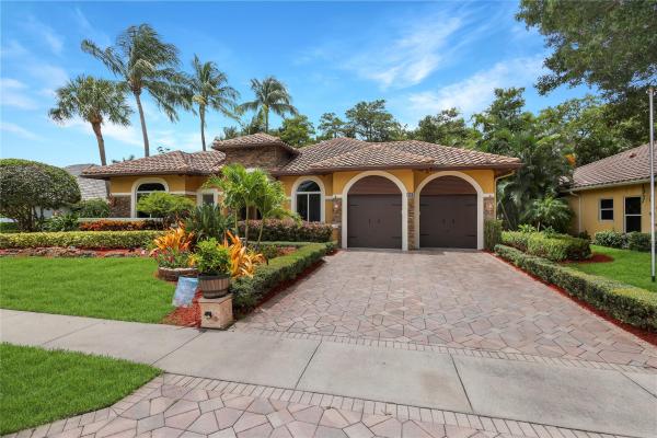 Boulevard Forest, 4823 NW 66th Ave, Lauderhill, Florida 33319, image 1
