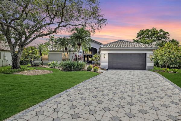 Fairfax Lake, 367 Fairmont Rd, Weston, Florida 33326, image 1