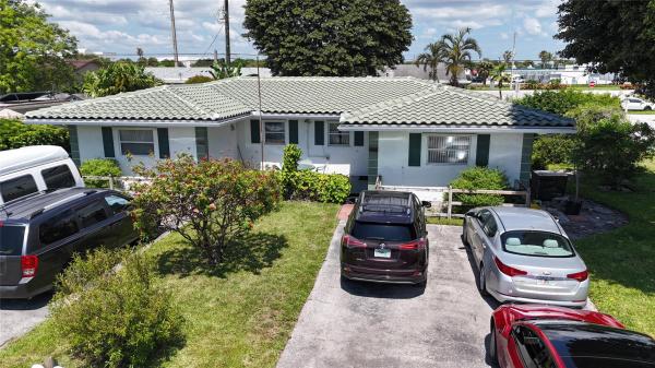 Boca Woods, 2597 NE 2nd Ave, Boca Raton, Florida 33431, image 1