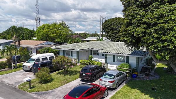 Boca Woods, 2597 NE 2nd Ave, Boca Raton, Florida 33431, image 1