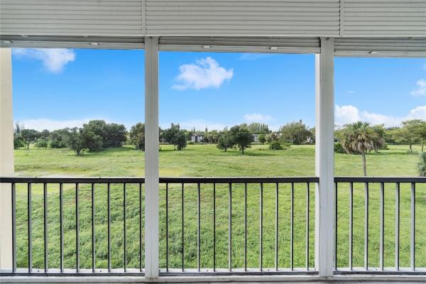 The Manors Of Inverrary, 4158 Inverrary Dr #311, Lauderhill, Florida 33319, image 1