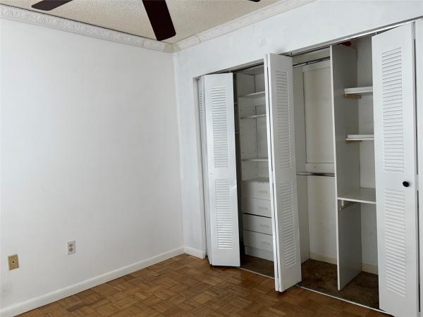 Sierra Ridge, 929 NE 214th Ln #02, Ives Estates, Florida 33179, image 3