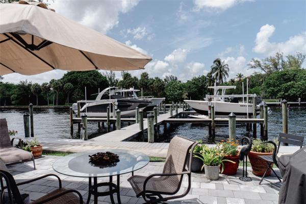 Yacht Club At Treasure Cove, 2720 Treasure Cove Cir #2720, Fort Lauderdale, Florida 33312, image 1