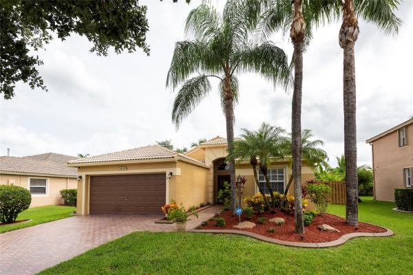 Bimini Bay, 14249 NW 18th Mnr, Pembroke Pines, Florida 33028, image 1