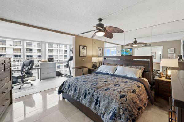 Royal Mariner, 3100 NE 49th St #907, Lauderdale By The Sea, Florida 33308, image 3