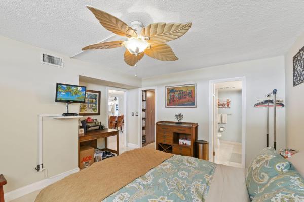 Royal Mariner, 3100 NE 49th St #907, Lauderdale By The Sea, Florida 33308, image 2