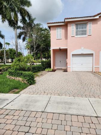 University Landings, 6351 Landings Way, Tamarac, Florida 33321, image 1